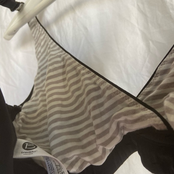 BRAVADO Black Bikini Top Size Medium - Picture 10 of 10